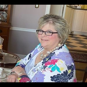 Meet your Posher, Betty